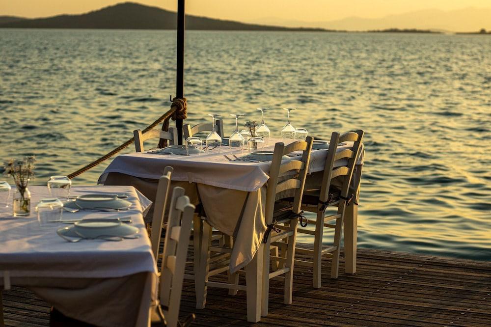 Villa Pietra Butik Otel Ayvalı エクステリア 写真