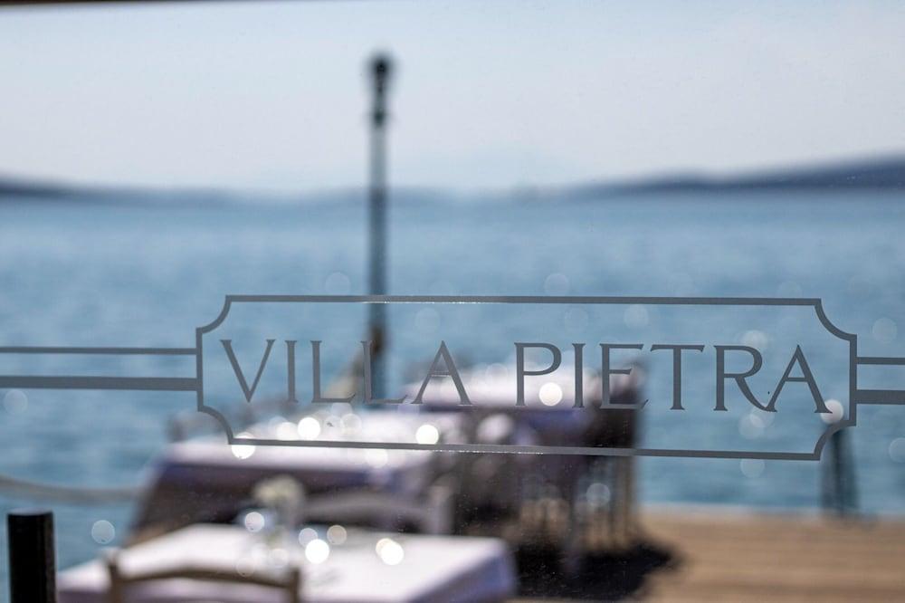 Villa Pietra Butik Otel Ayvalı エクステリア 写真