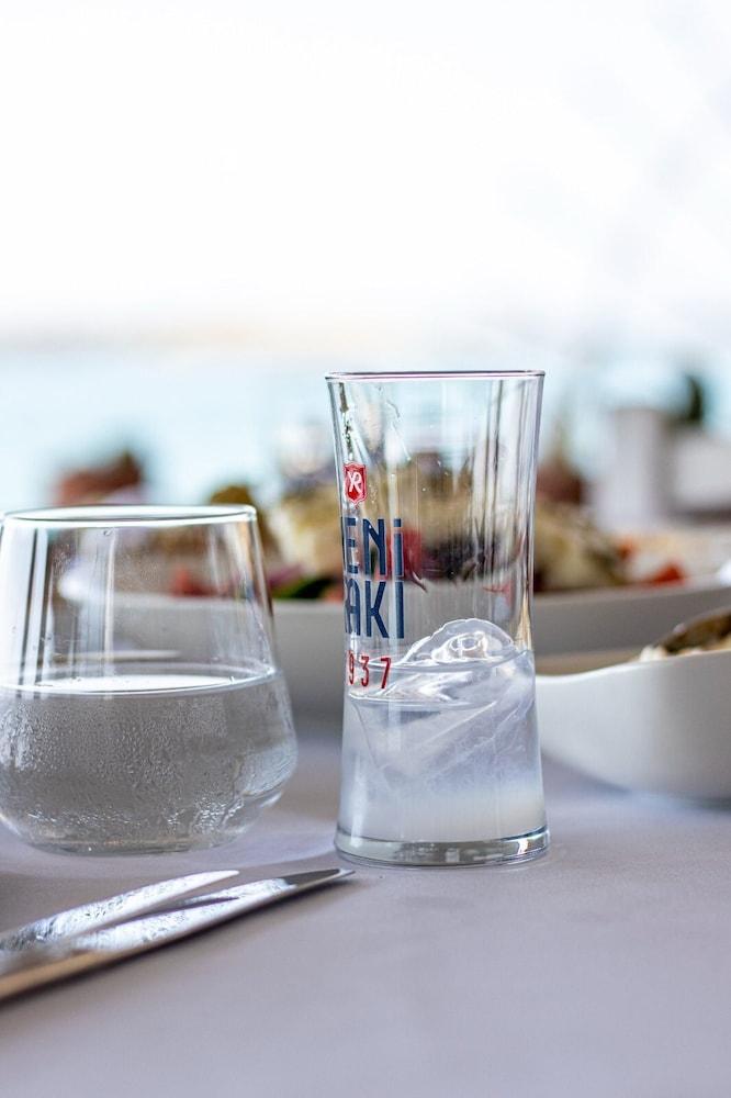Villa Pietra Butik Otel Ayvalı エクステリア 写真