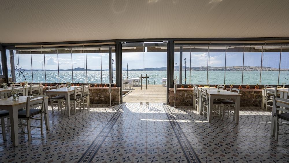 Villa Pietra Butik Otel Ayvalı エクステリア 写真